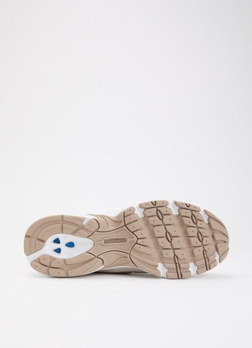 New Balance 740 sneaker met mesh details - detail donkerbeige