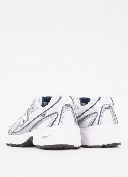 New Balance 740 sportschoen van mesh met metallic finish - achterkant zilver