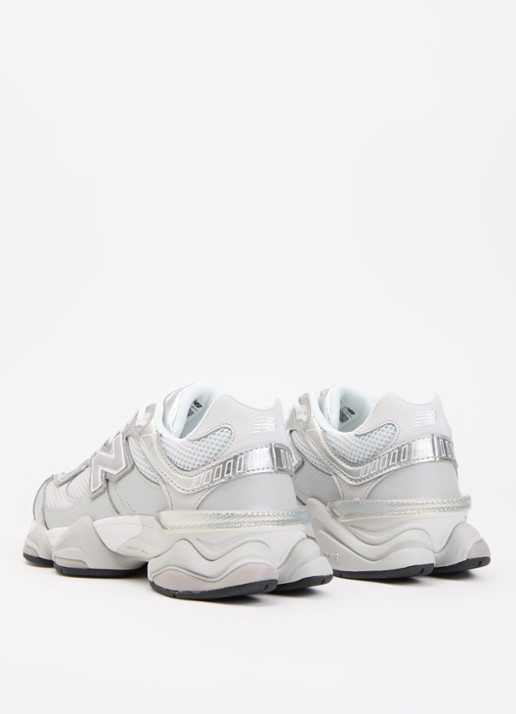 New Balance 9060 sneaker met leren details - achterkant grijs