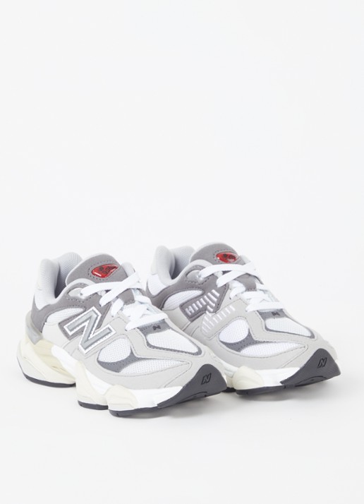 New Balance 9060 sneaker met mesh details - voorkant 2 lichtgrijs