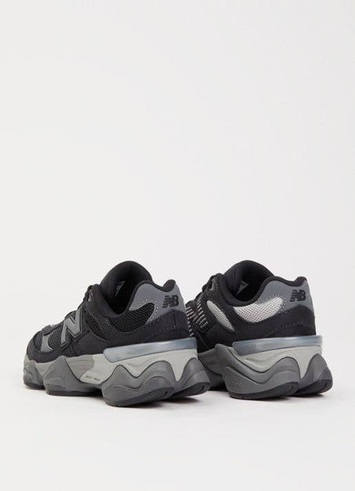 New Balance 9060 sneaker met mesh details - achterkant zwart