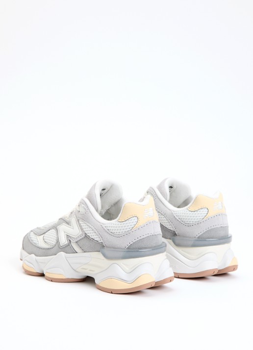 New Balance 9060 sneaker met mesh details - achterkant 3 gebroken wit