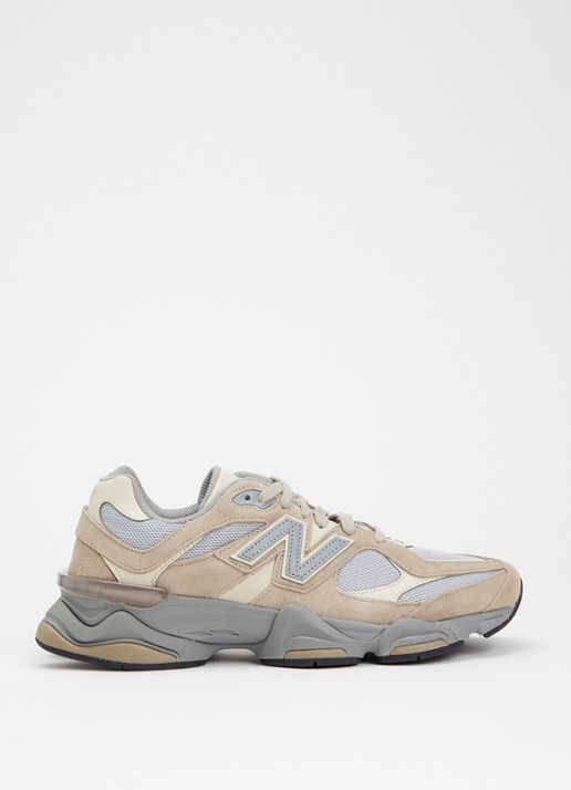 New Balance 9060 sneaker van mesh met suède details