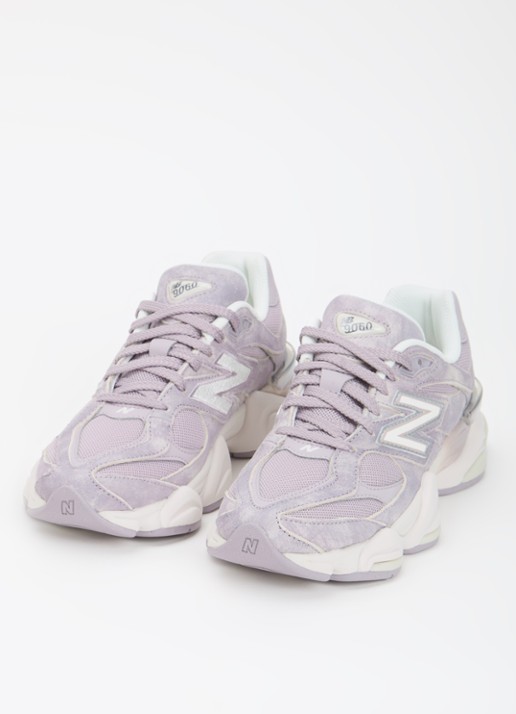 New Balance 9060 sneaker van suède met logo - detail 2 lavendel