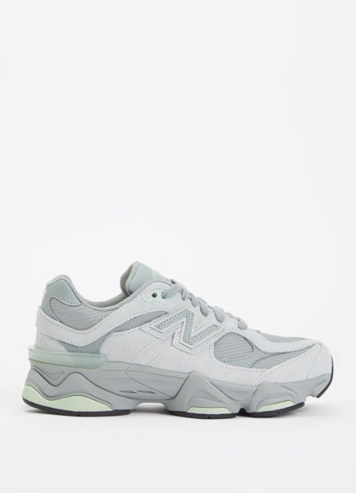 New Balance 9060 sneaker van suède met logo