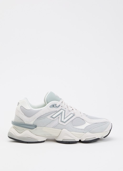 New Balance 9060 sportschoen met logo en details van suéde