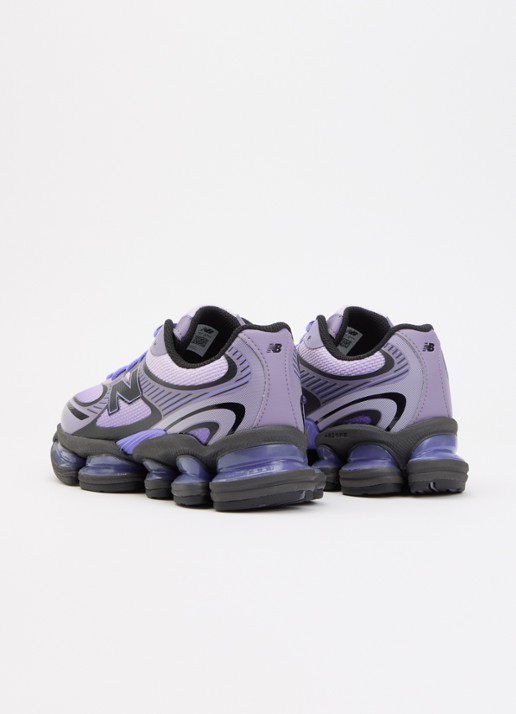 New Balance ABZORB 2000 sneaker met logo  - achterkant paars