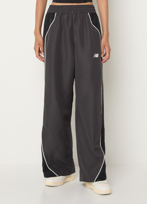 New Balance High waist wide fit trackpants met logoprint
