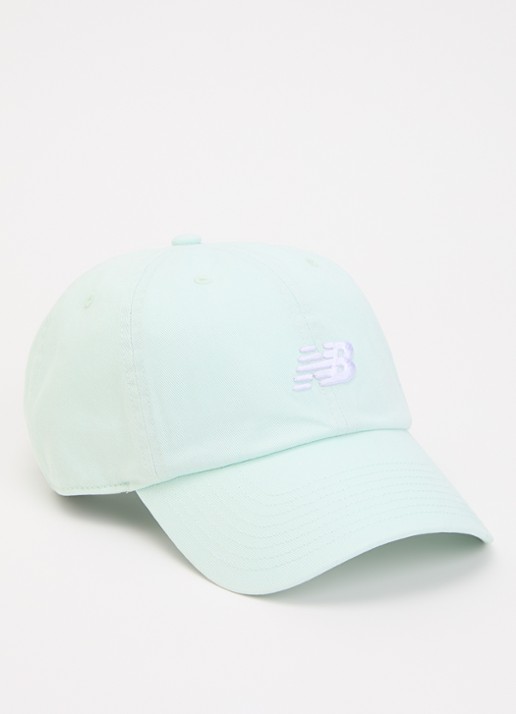 New Balance Pet met logoborduring
