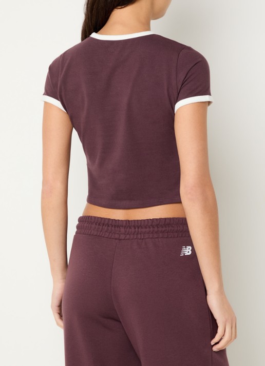 New Balance Ringer T-shirt met logoborduring - achterkant 4 beige
