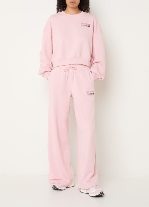 New Balance Trackside high waist straight fit joggingbroek met logo - voorkant 2 roze