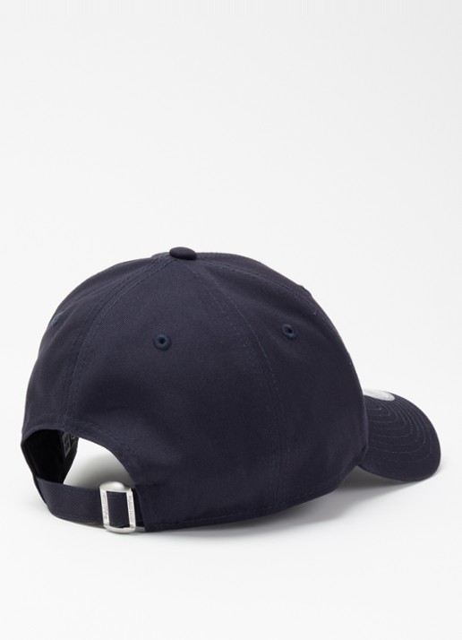 New Era Pet met logoborduring - detail donkerblauw