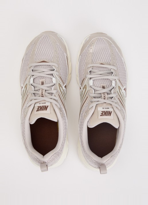 Nike Air Max Moto 2k sneaker met details van mesh  - detail 3 paars
