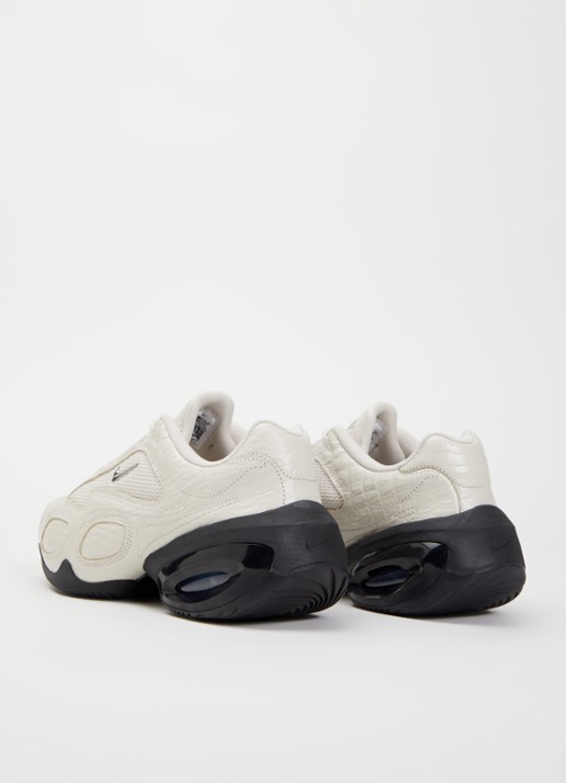 Nike Air Max Muse sneaker met mesh details en crocostructuur - achterkant 2 beige