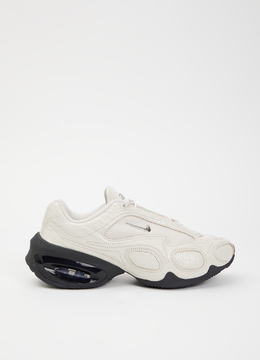 Nike Air Max Muse sneaker met mesh details en crocostructuur