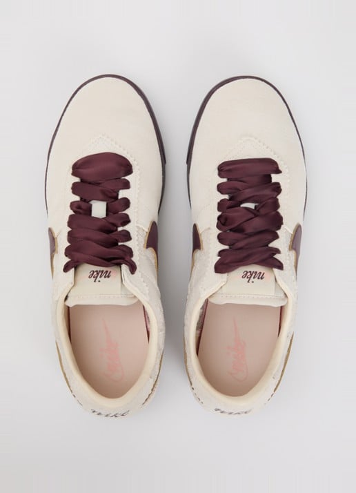 Nike Astrograbber sneaker van suède - detail 4 beige