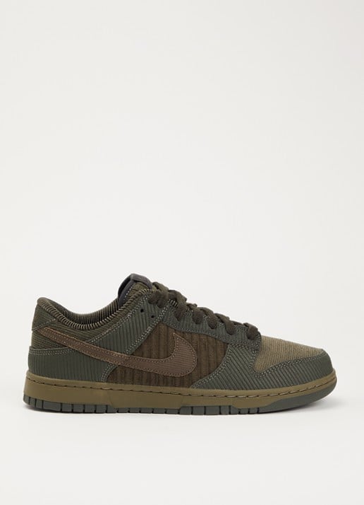 Nike Dunk Low sneaker van corduroy