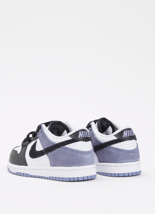 Nike Dunk sneaker met leren details - achterkant zwart