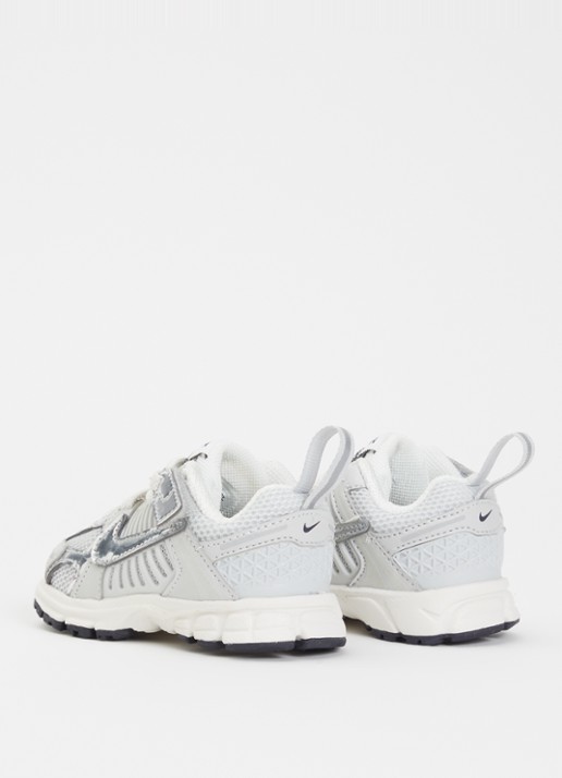 Nike Vomero 5 sneaker van mesh met metallic details - achterkant 6 zilver