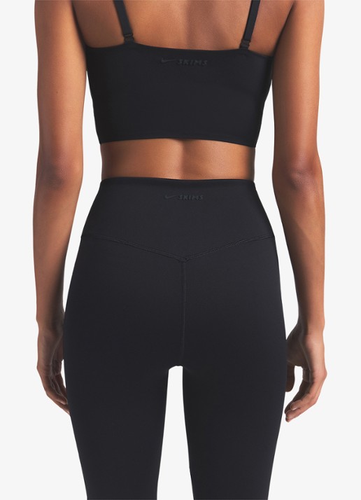 NikeSKIMS Matte high waist flared fit trainingslegging - achterkant 4 zwart
