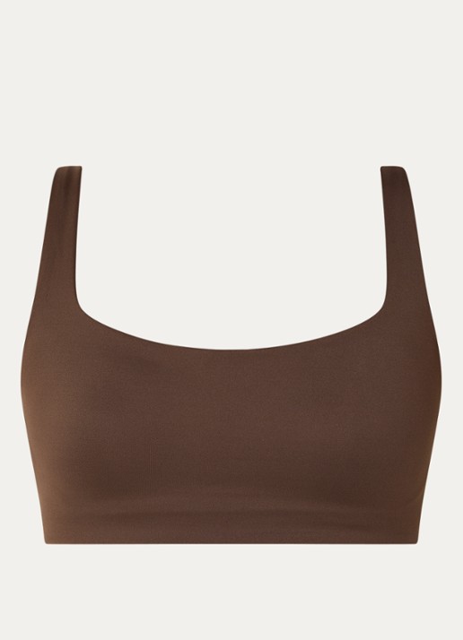 NikeSKIMS Matte sport bh met medium support - voorkant 3 lichtbruin