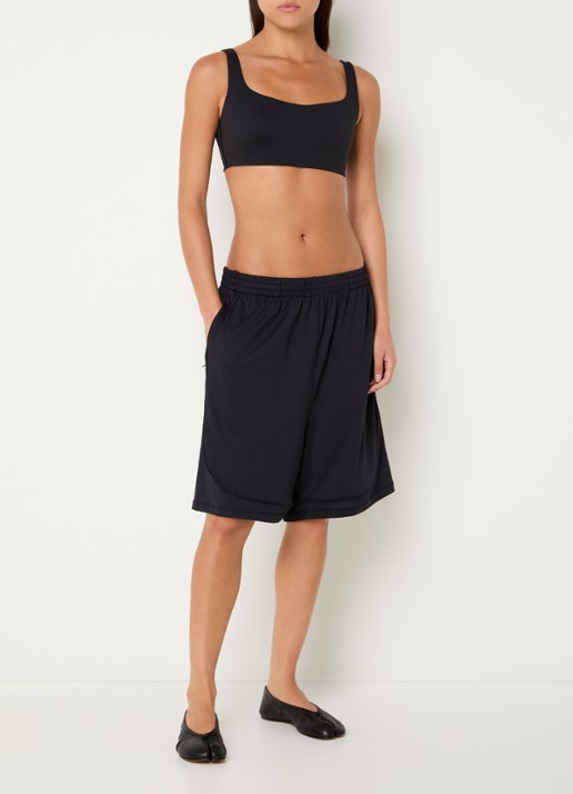NikeSKIMS Matte sport bh met medium support - voorkant 2 zwart