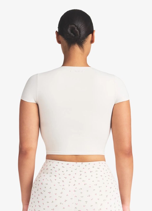 NikeSKIMS Matte trainings crop top met stretch - achterkant 4 wit