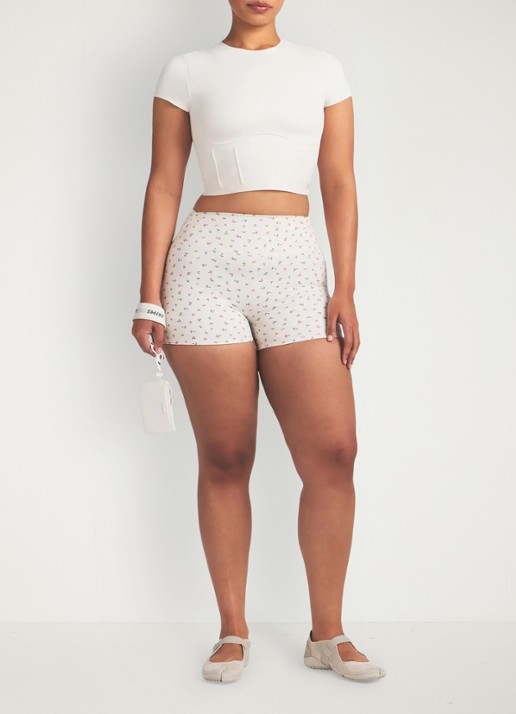 NikeSKIMS Matte trainings crop top met stretch - voorkant 3 wit