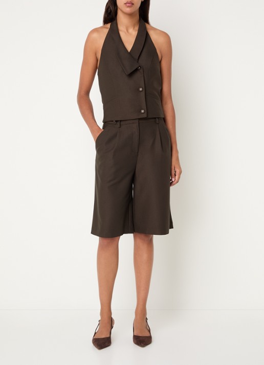 NIKKIE Alani high waist straight fit korte broek met steekzakken - voorkant 2 bronsgroen