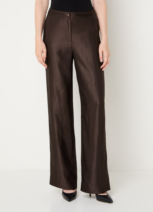 NIKKIE Alira high waist loose fit broek met steekzakken en metallic finish - detail 2 donkerbruin