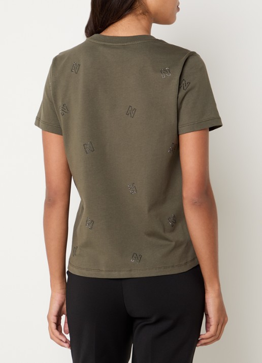 NIKKIE Allover N T-shirt met logoprint en strass - achterkant 4 donkergroen