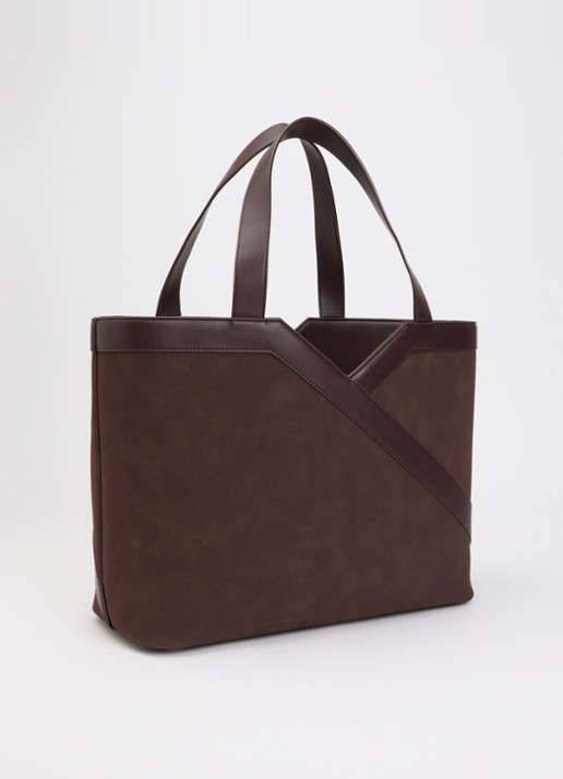 NIKKIE Alvin shopper met logo - achterkant 2 chocoladebruin