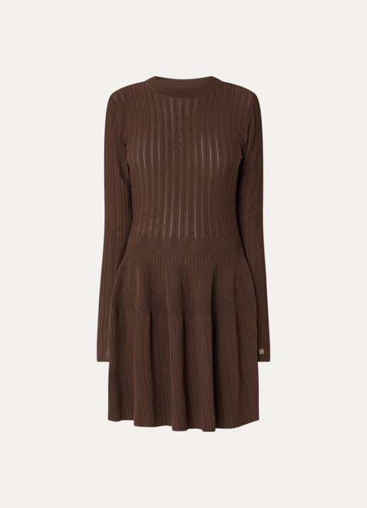 NIKKIE Aubrie midi jurk met structuur - voorkant 3 donkerbruin