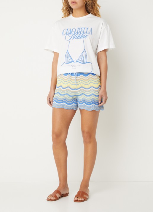 NIKKIE Ciao Bella T-shirt met print - voorkant 4 wit