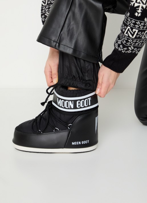 NIKKIE Giza high waist flared fit skibroek van imitatieleer met steekzakken - detail 7 zwart