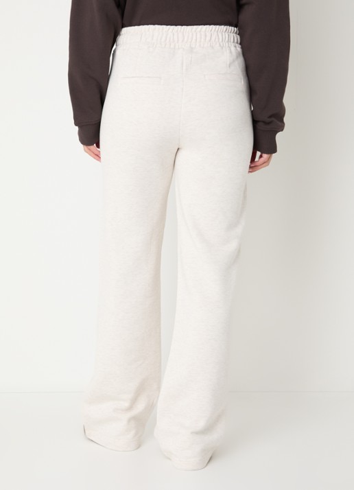 NIKKIE Odessa high waist flared fit joggingbroek met gemêleerd dessin - achterkant 4 creme