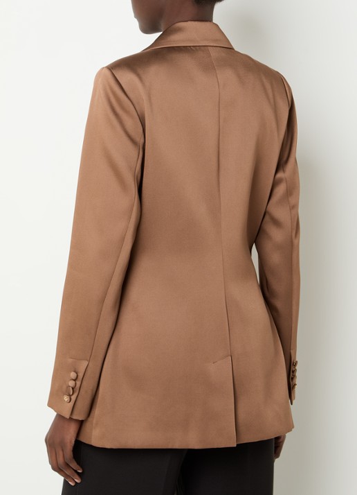 NIKKIE Omahah double-breasted blazer van satijn - achterkant 2 oranjebruin