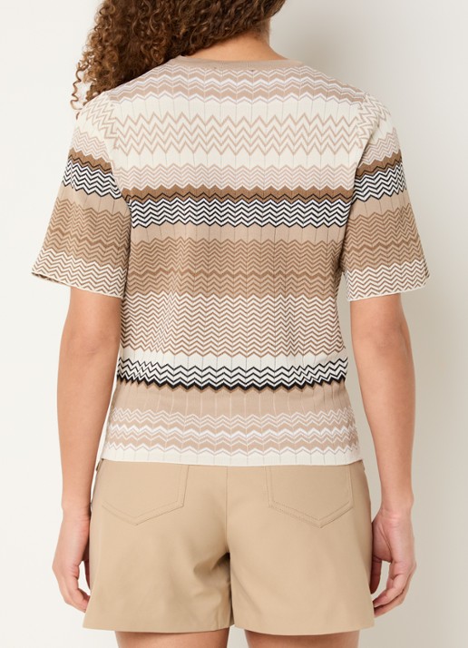 NIKKIE Pilazio top met print - achterkant 4 donkerbeige
