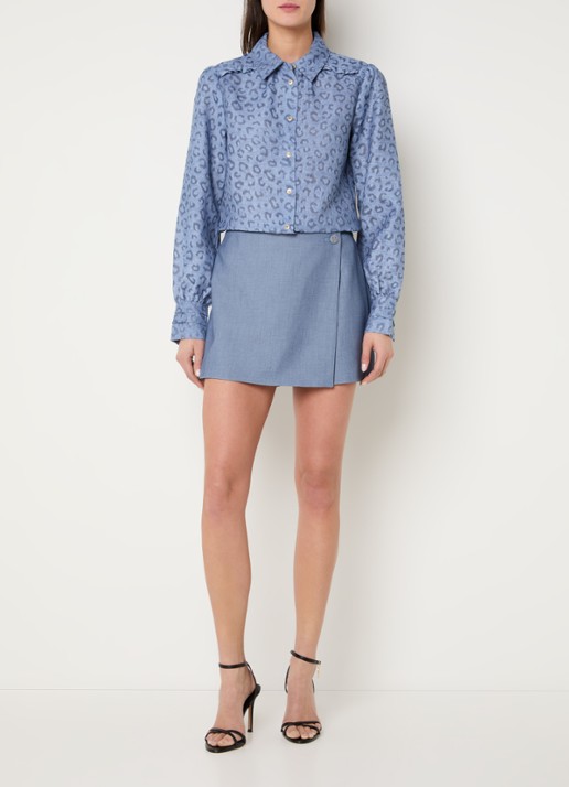 NIKKIE Pragues blouse met panterprint - voorkant 4 staalblauw