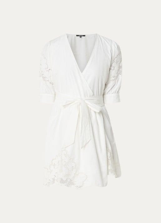 NIKKIE Rabano mini wikkeljurk met broderie