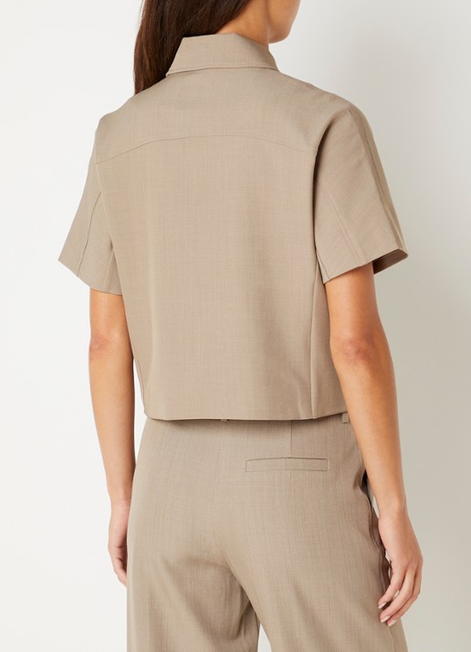 NIKKIE Reno cropped blouse - achterkant 2 zand