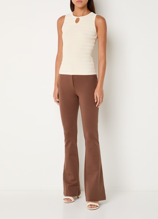 NIKKIE Riom top met structuur - voorkant 4 creme
