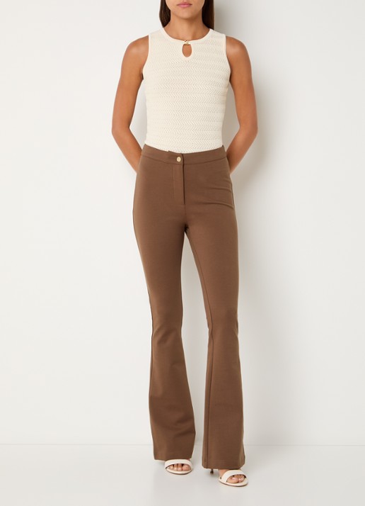 NIKKIE Ruvato high waist flared fit pantalon met stretch - voorkant 3 bruin