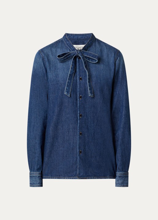 Nili Lotan Suzette blouse van denim met sjaalkraag - voorkant blauw
