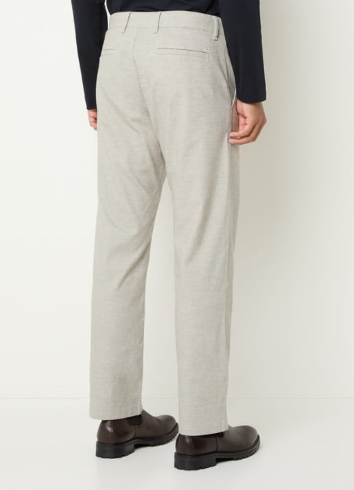 NN.07 Aden slim fit pantalon met steekzakken - achterkant beige