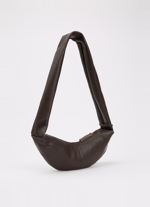 Nona Banana XS crossbodytas van leer  - achterkant 2 chocoladebruin