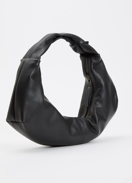 Nona Slouchy schoudertas van leer - achterkant zwart