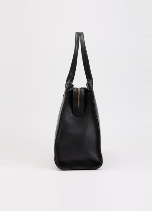 O My Bag Alma schoudertas van leer met 16 inch laptopvak  - detail 2 zwart
