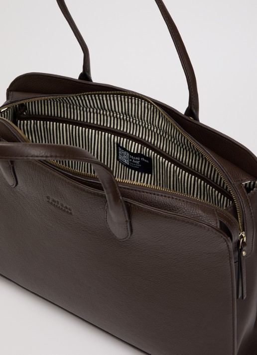 O My Bag Alma schoudertas van leer met 16 inch laptopvak  - detail 3 chocoladebruin