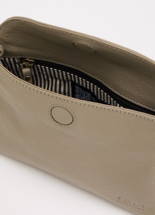 O My Bag Sienna Mini schoudertas van leer  - detail taupe